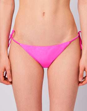 ANITA BIKINI PARTE BAJA DAMA